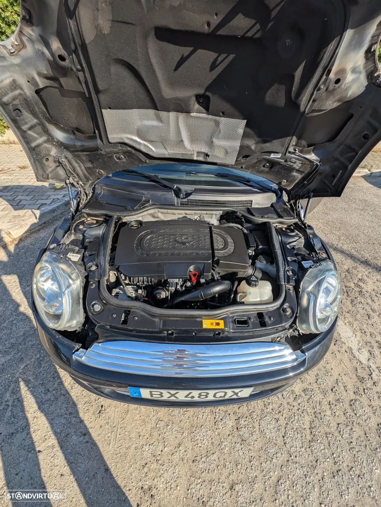 MINI 3 Portas Cooper D - 15