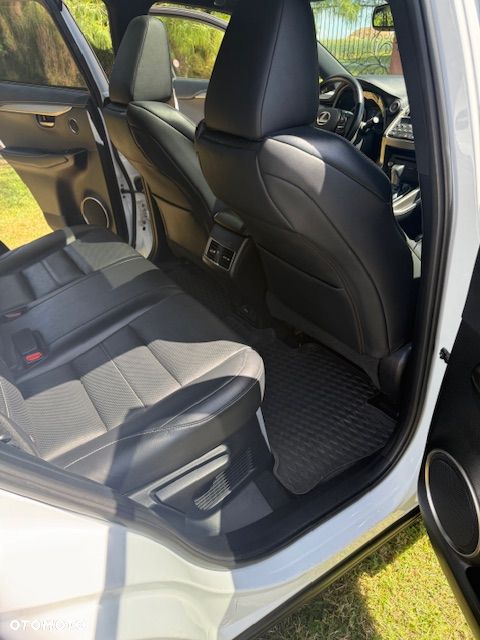 Lexus NX 300 AWD F SPORT - 7