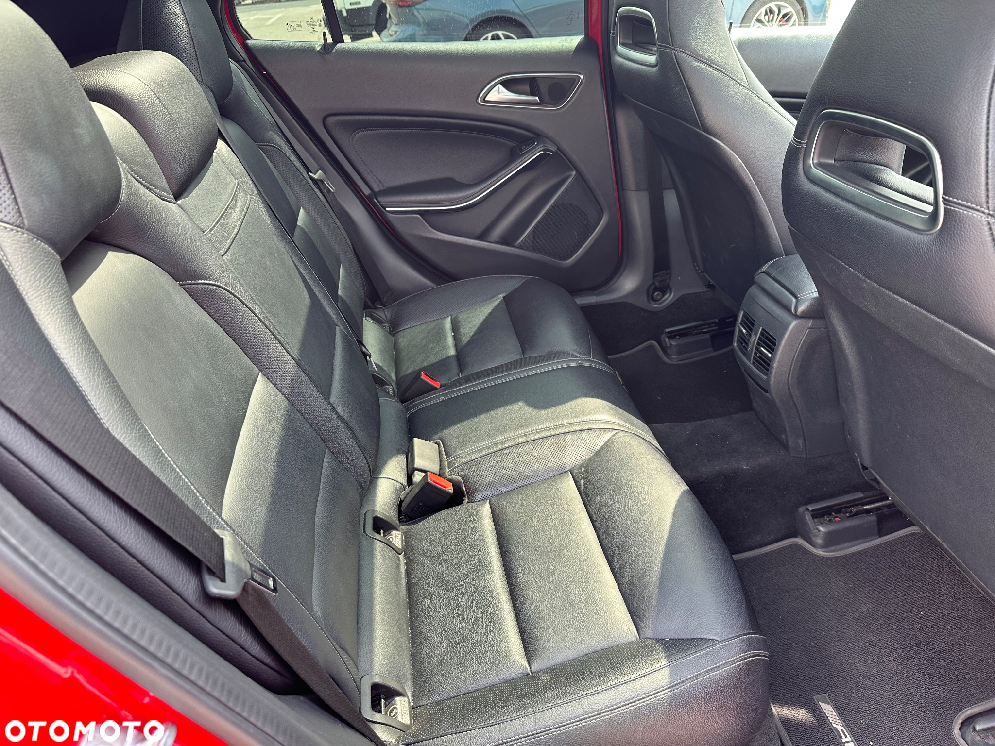 Mercedes-Benz GLA AMG 45 4Matic AMG Speedshift 7G-DCT - 10