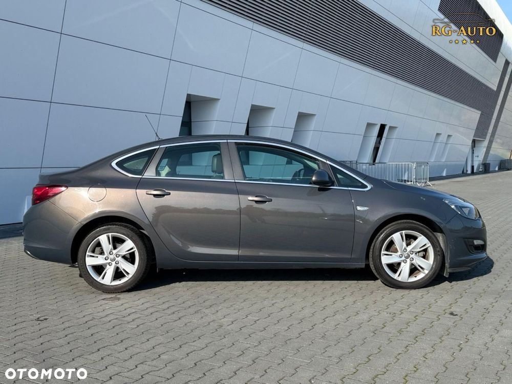 Opel Astra - 7