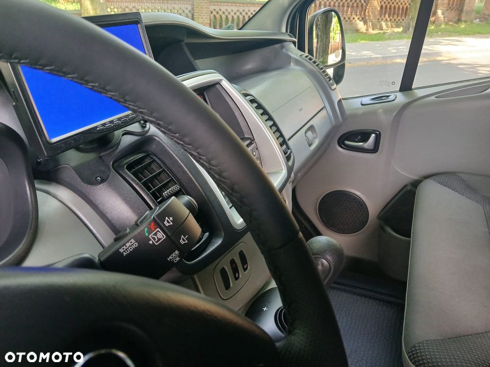 Opel VIVARO - 14