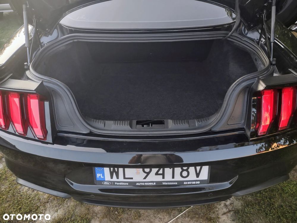 Ford Mustang 5.0 V8 GT - 12