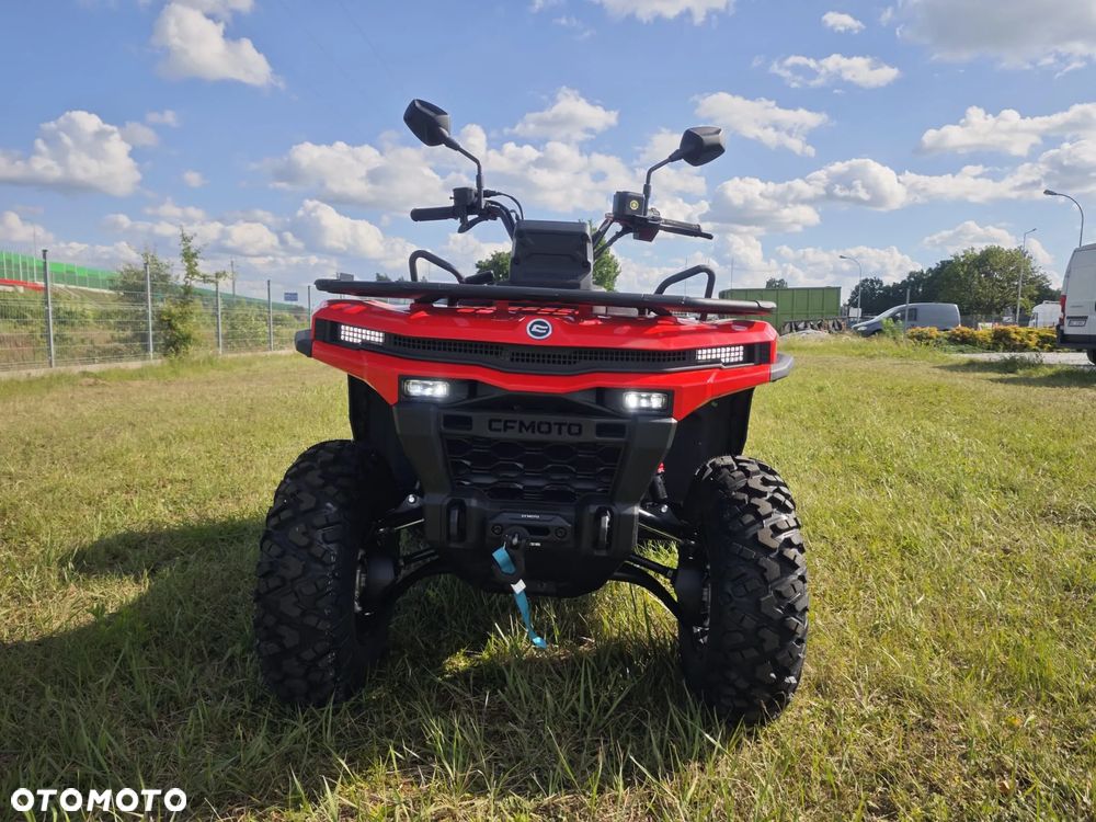 CFMoto CForce - 16