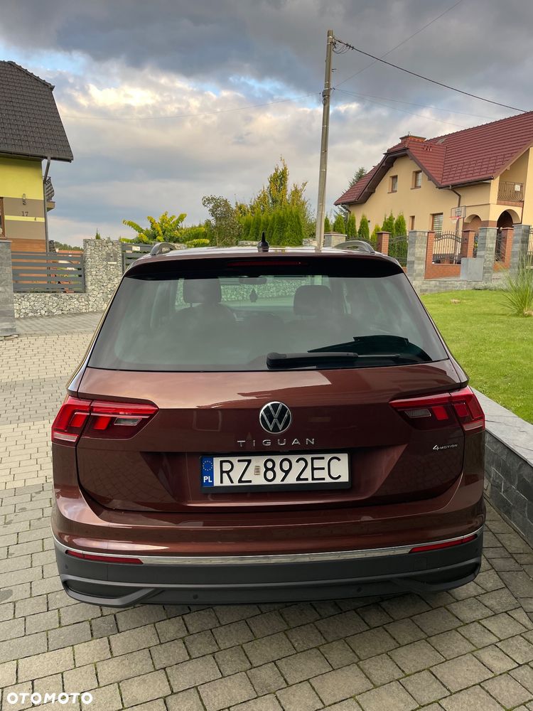 Volkswagen Tiguan 2.0 TSI 4Mot Life DSG - 8