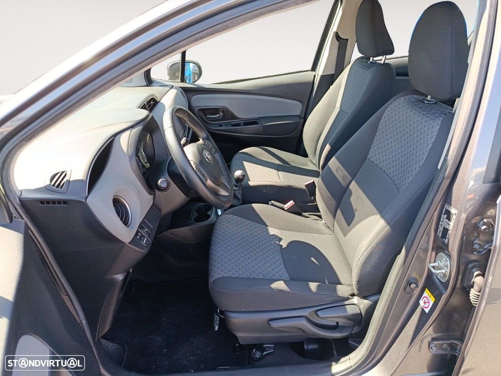 Toyota Yaris 1.4 D-4D Comfort - 9