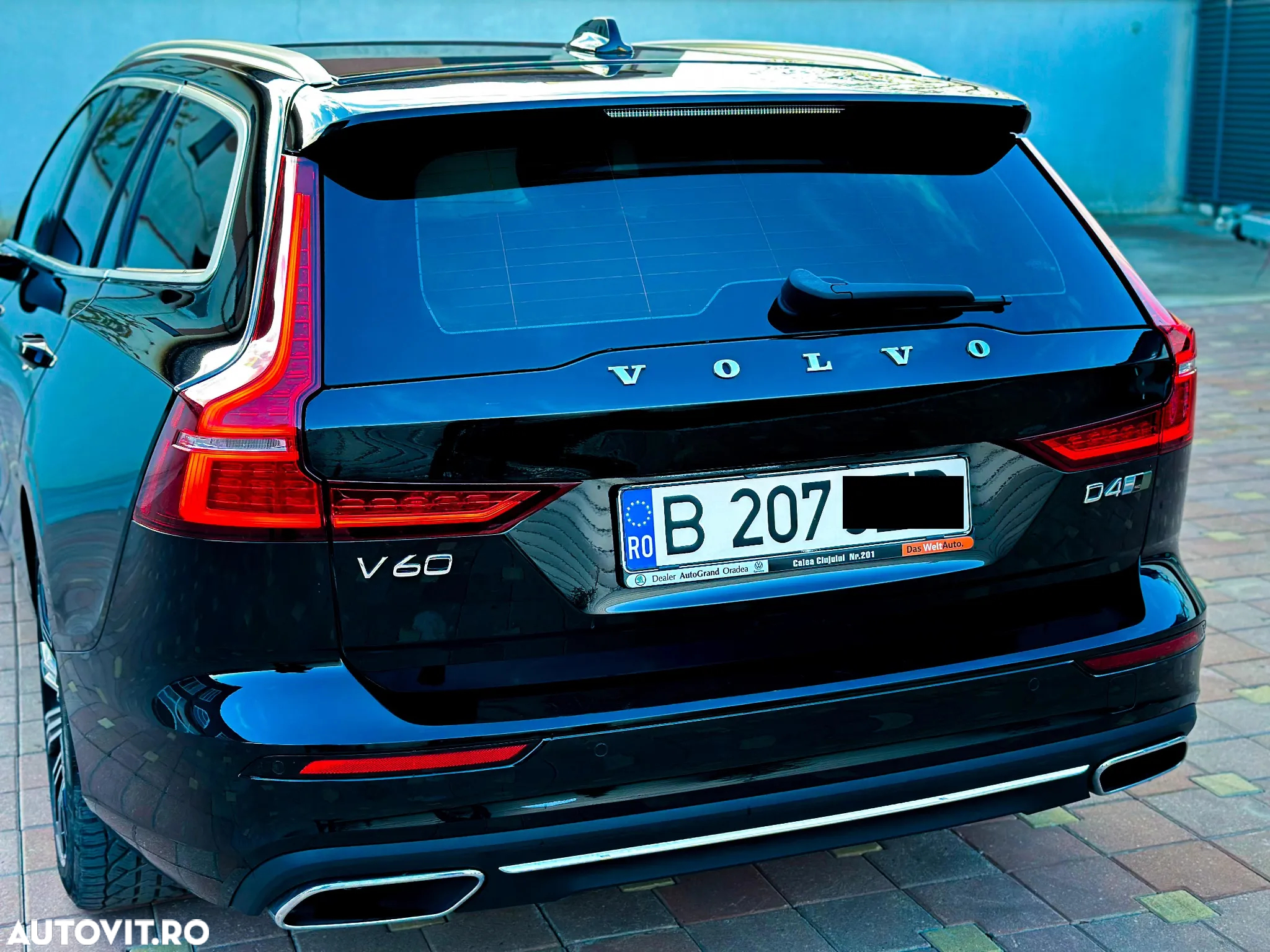 Volvo V60 D4 AWD Inscription - 3