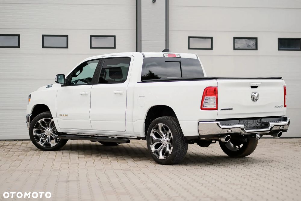 RAM 1500 Crew Cab Shortbed Bighorn - 12