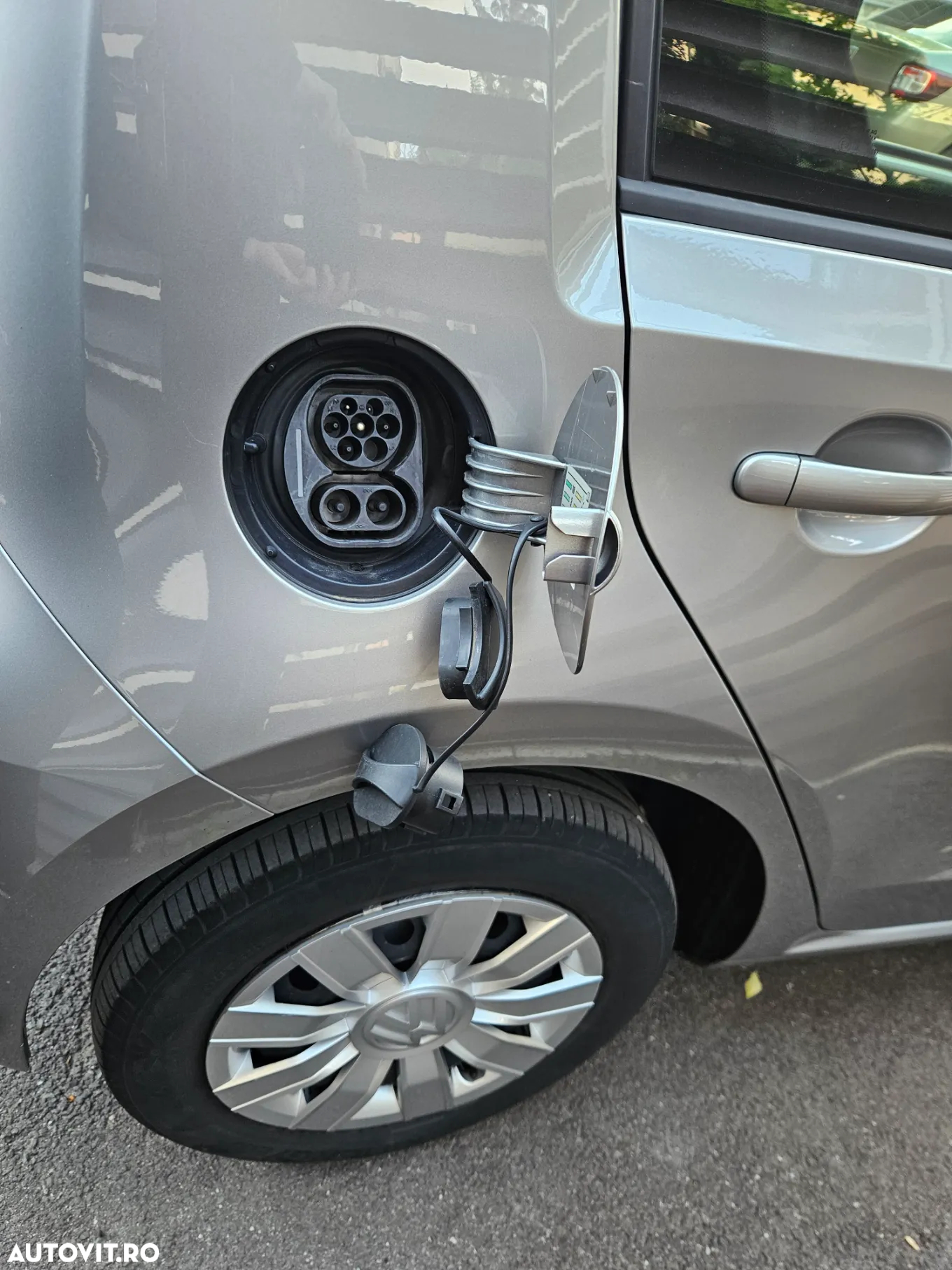 Volkswagen up! e-up! - 18