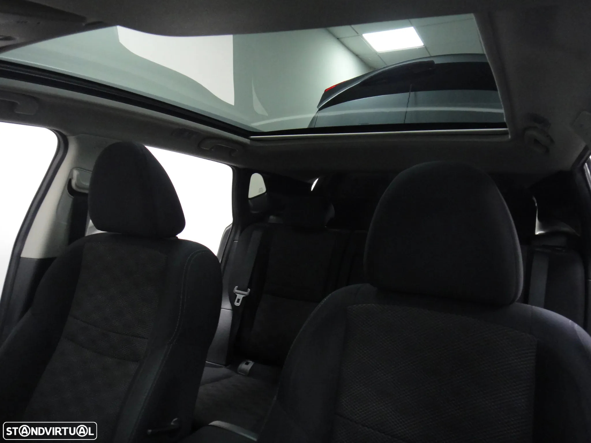 Nissan Qashqai 1.5 dCi N-Connecta - 10