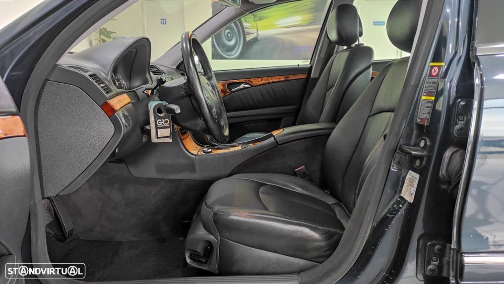 Mercedes-Benz E 220 CDi Avantgarde Aut. - 16