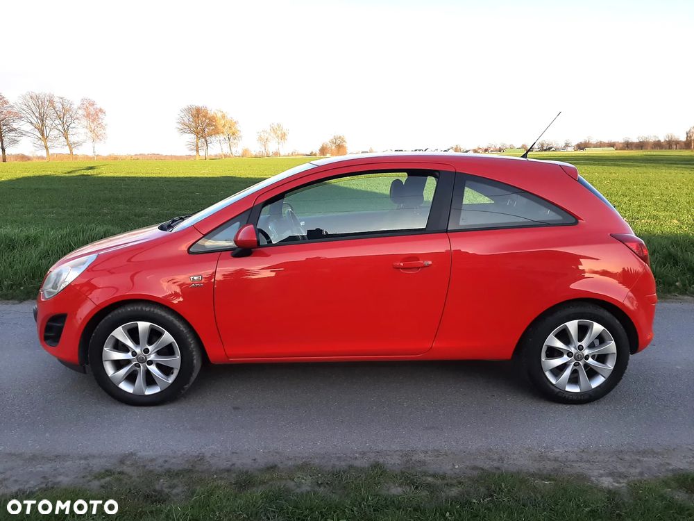Opel Corsa 1.4 16V Active - 12