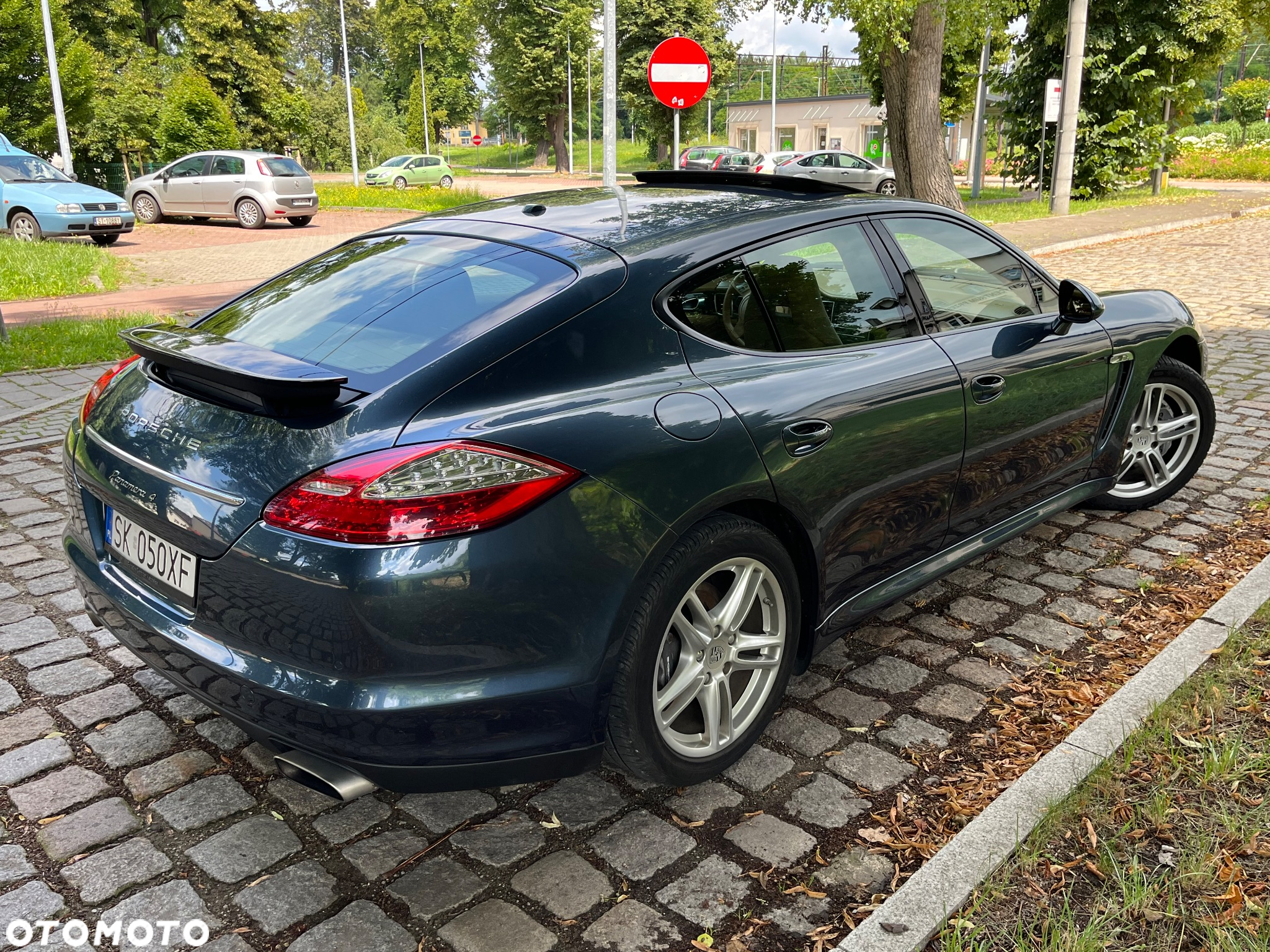 Porsche Panamera 4 - 12