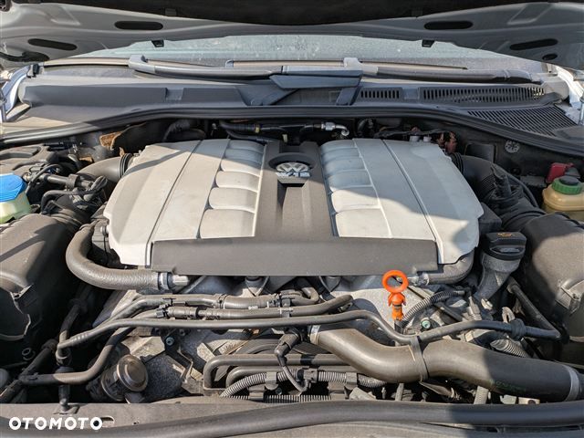 Volkswagen Touareg 6.0 W12 Automatik Sport Edition - 8