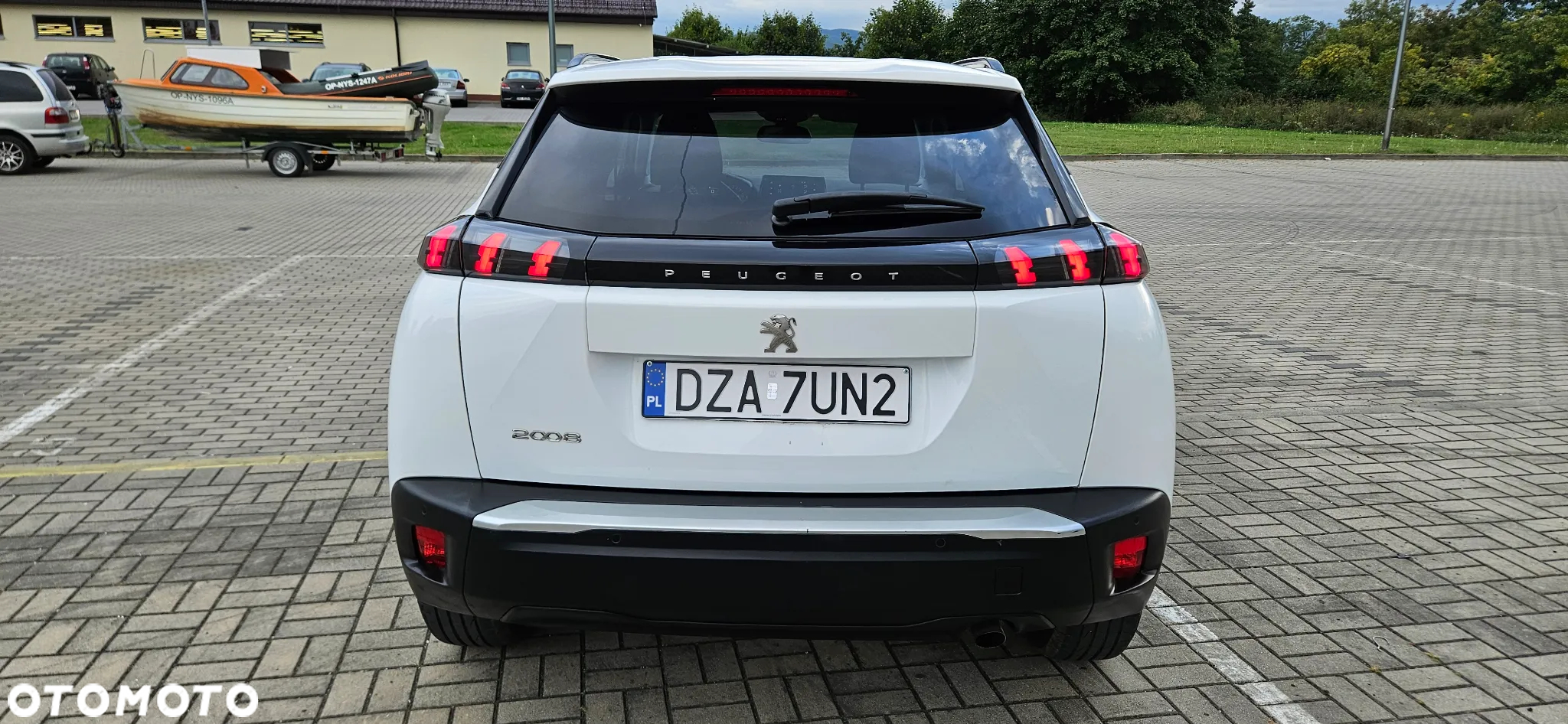 Peugeot 2008 PureTech 100 Allure - 19