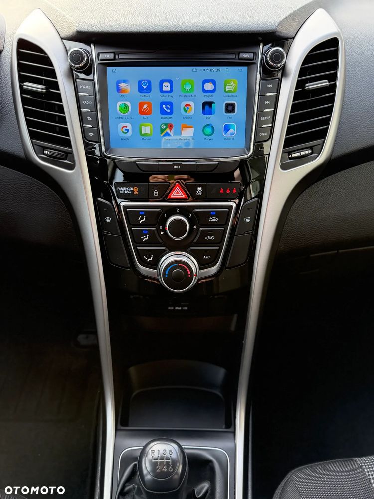 Hyundai i30 1.4 Comfort - 11