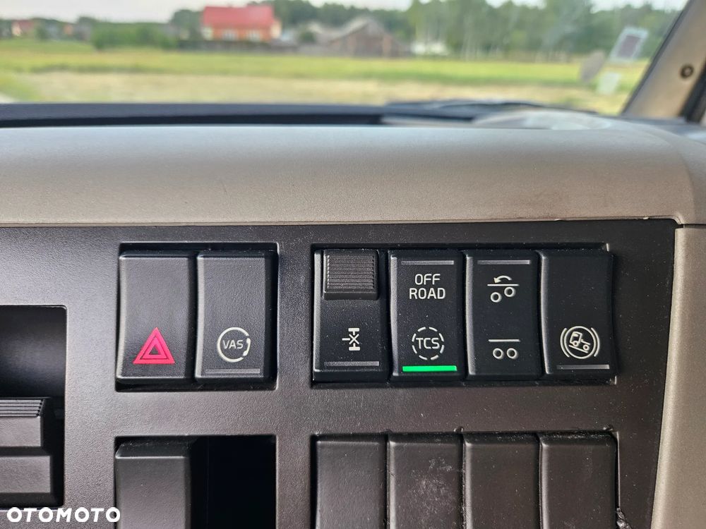 Volvo FM 370*6x2*IZOTERMA*WINDA*24 PALET* - 17