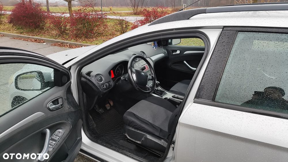 Ford Mondeo 2.0 TDCi Ambiente - 7