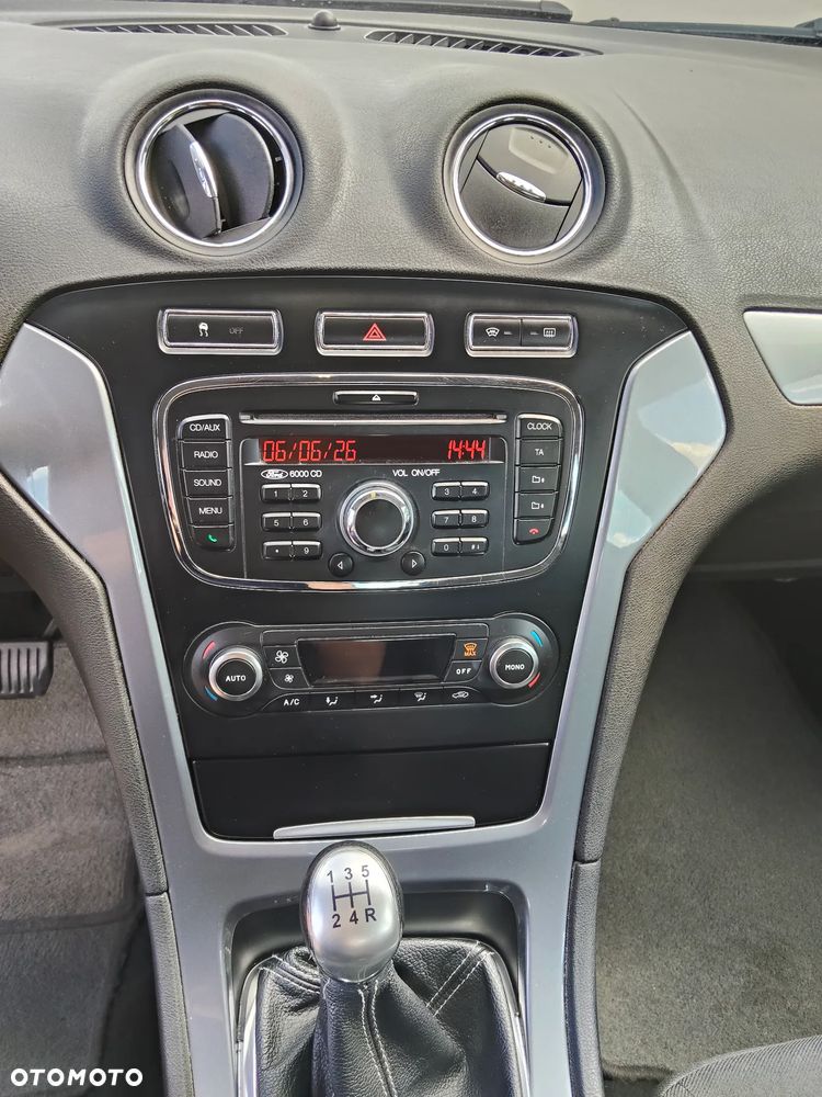 Ford Mondeo 1.6 Trend - 8