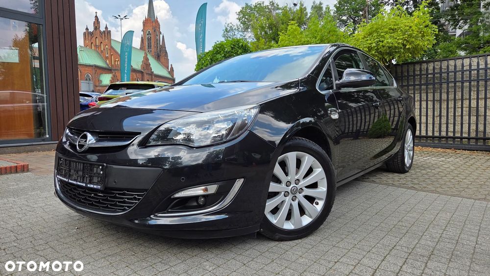 Opel Astra 1.4 Turbo Innovation - 1
