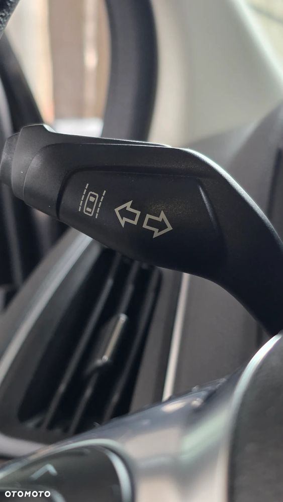 Ford Focus 1.6 EcoBoost Titanium - 29
