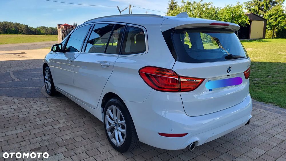 BMW Seria 2 218d - 3