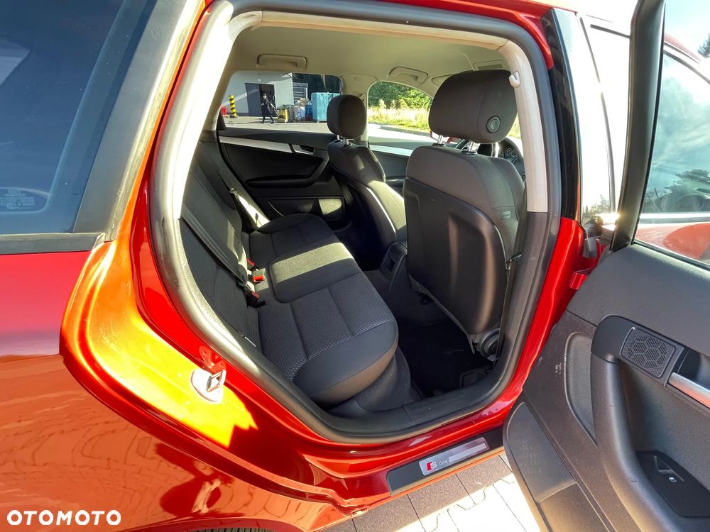 Audi A3 Sportback 2.0 TDI DPF quattro S line Sportpaket plus - 13