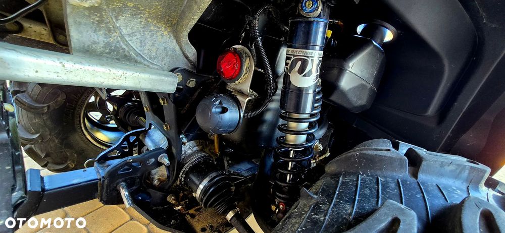 Can-Am Outlander - 10