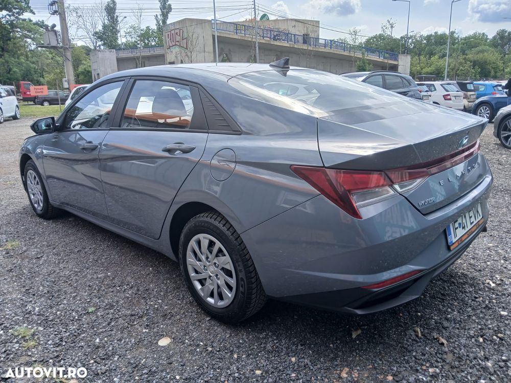 Hyundai Elantra 1.6 l 123 CP 6MT Comfort - 4