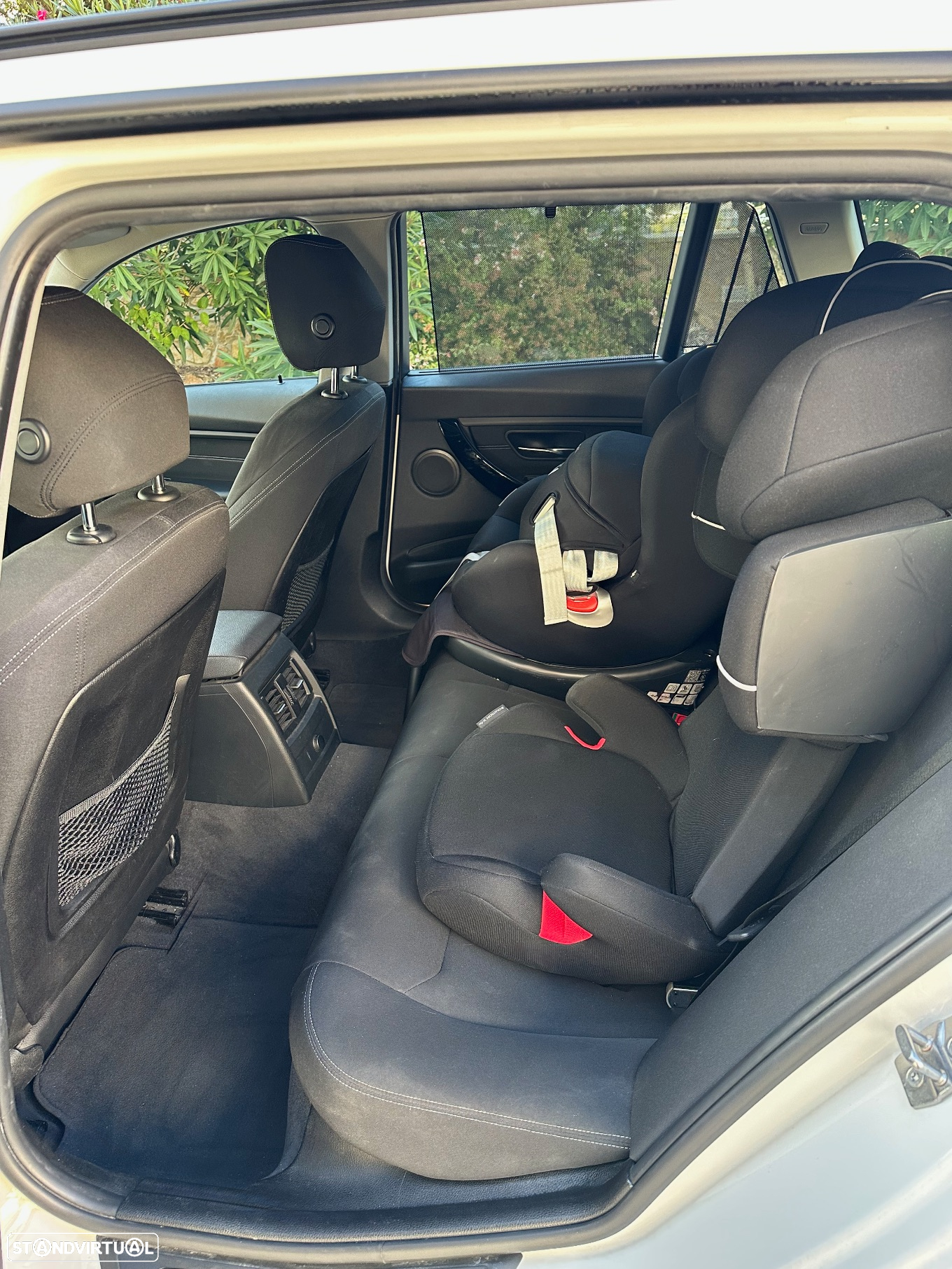 BMW 318 d Touring Auto Line Sport - 15