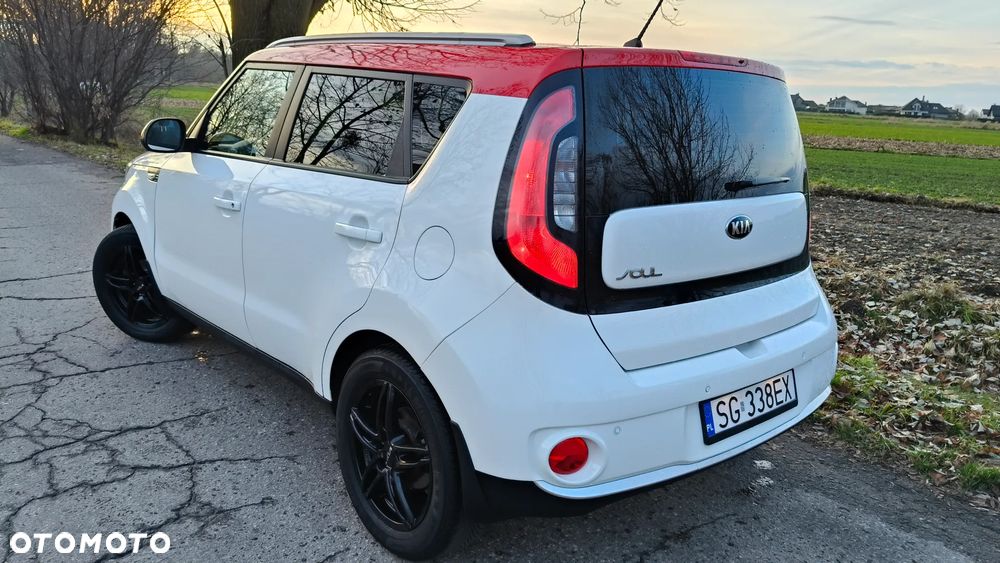 Kia Soul 1.6 GDI White&Red Edition - 7