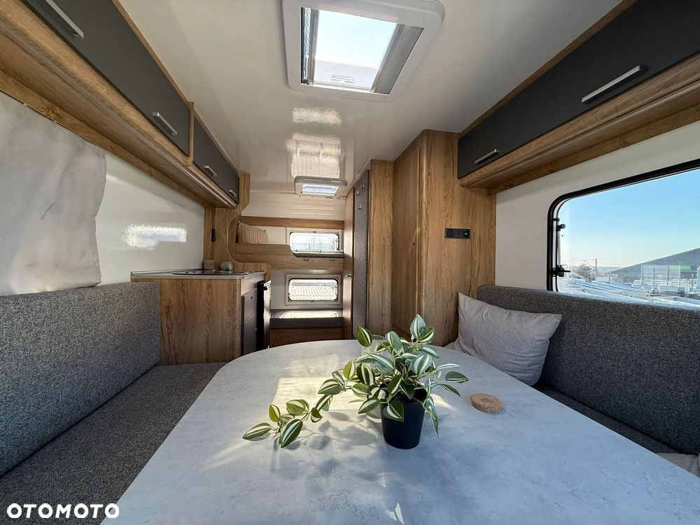 Niewiadów LAZUR przyczepa kempingowa NIEWIADÓWKA dla 4 osób z łazienką i WC 1000kg - 19