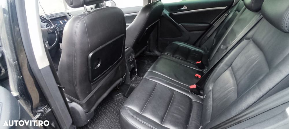 Volkswagen Tiguan 2.0 TDI DPF 4Motion BlueMotion Technology DSG Exclusive - 8