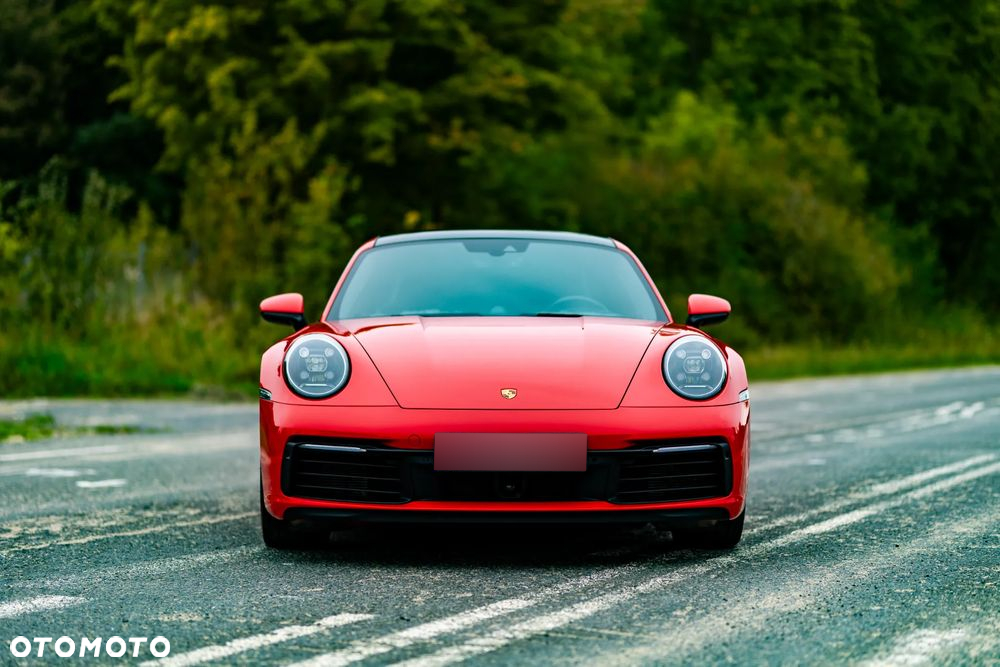 Porsche 911 Carrera 4S - 9