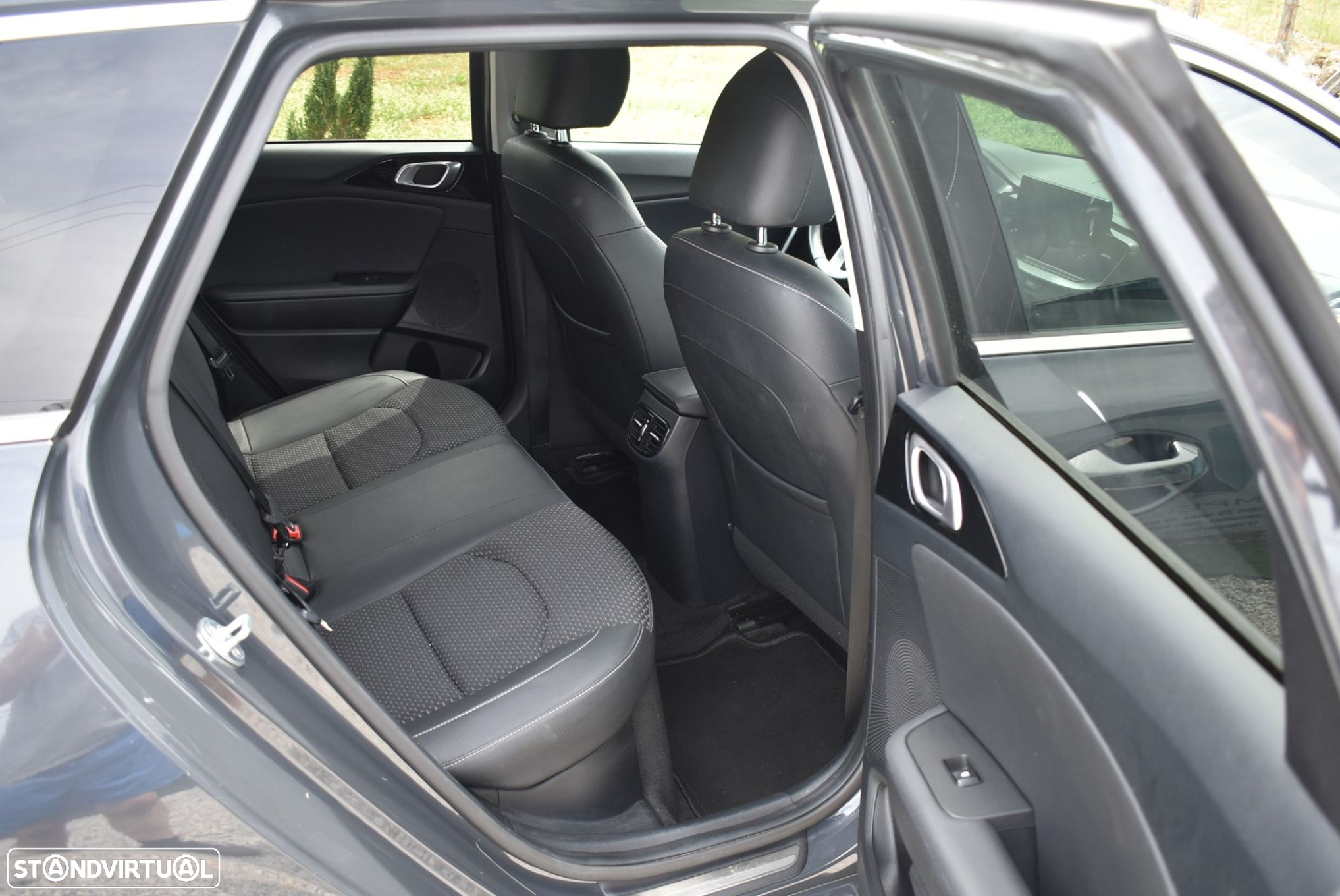 Kia Ceed SW 1.6 GDi PHEV Drive 6DCT - 13