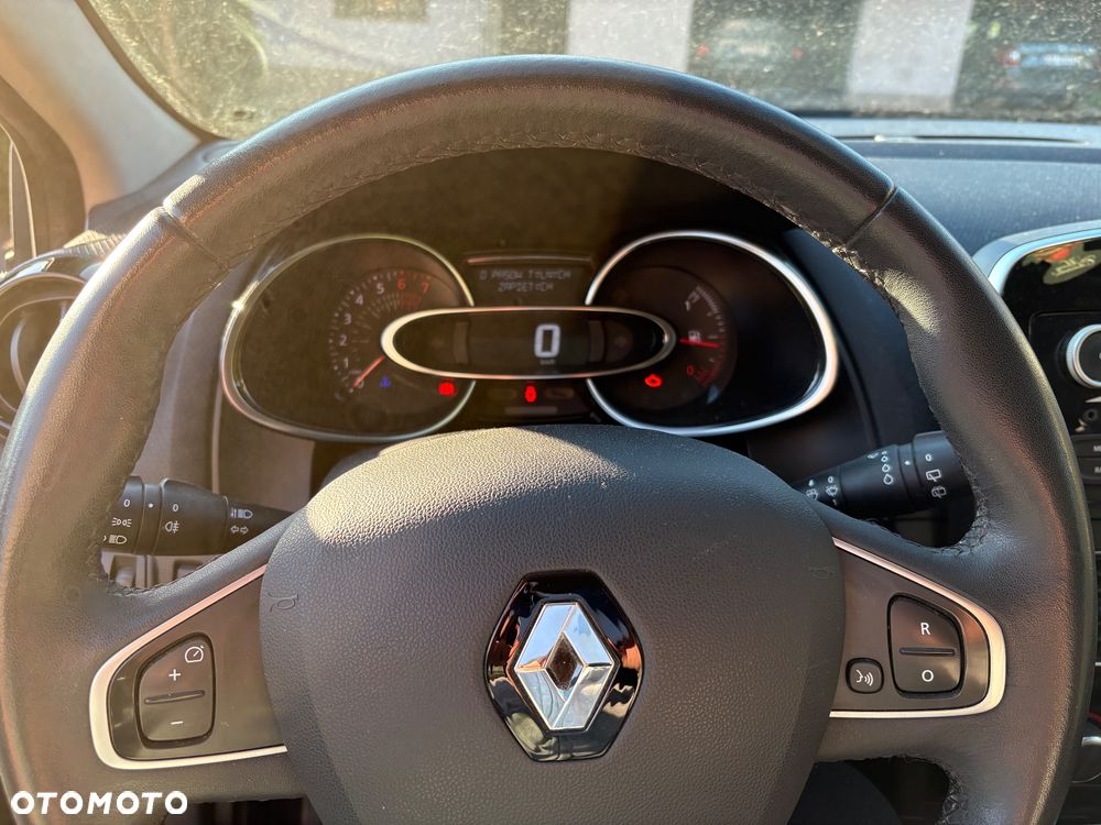 Renault Clio 1.2 16V Alize - 13