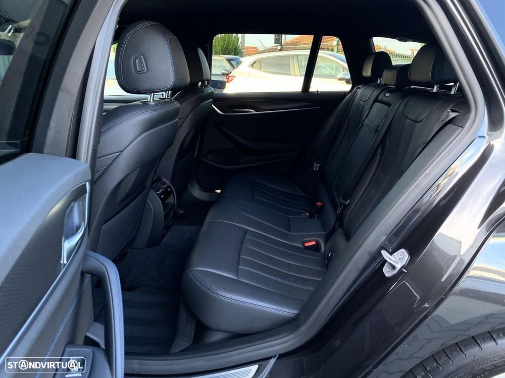 BMW 520 e Pack M - 60