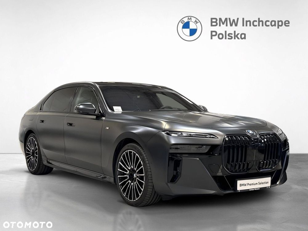 BMW Seria 7 - 8