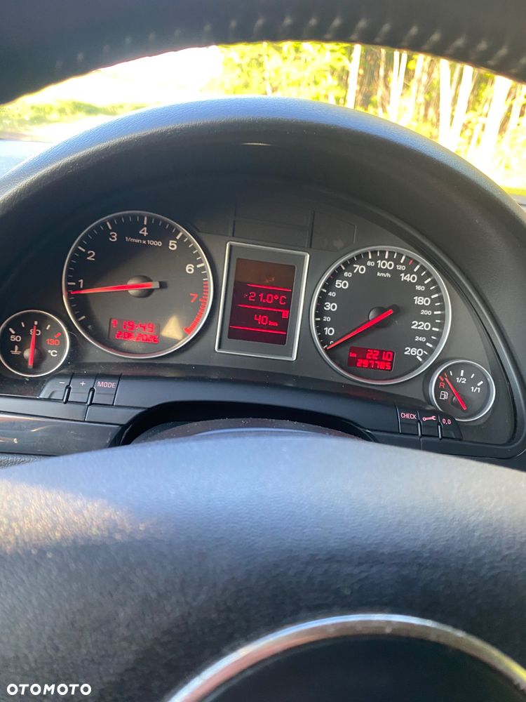 Audi A4 Avant - 20