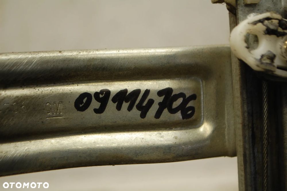 PODNOŚNIK MECHANIZM SZYBY LEWY PRAWY TYŁ TYLNY MANUALNY OPEL CORSA C 5D 09114706 09114705 - 3