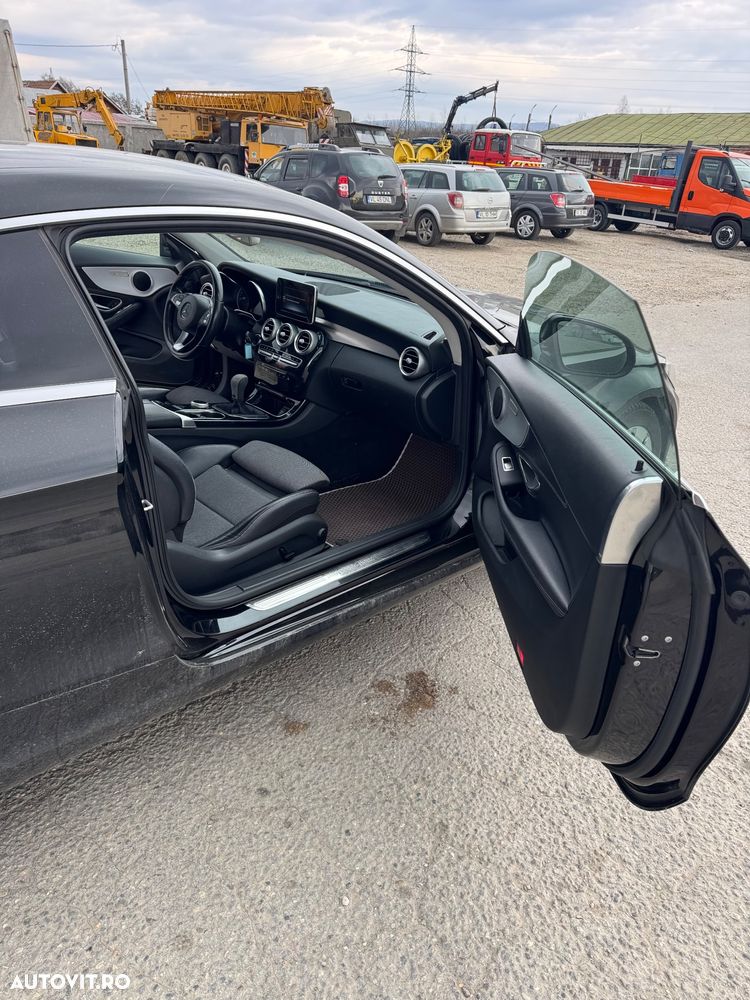 Mercedes-Benz C 220 d - 6