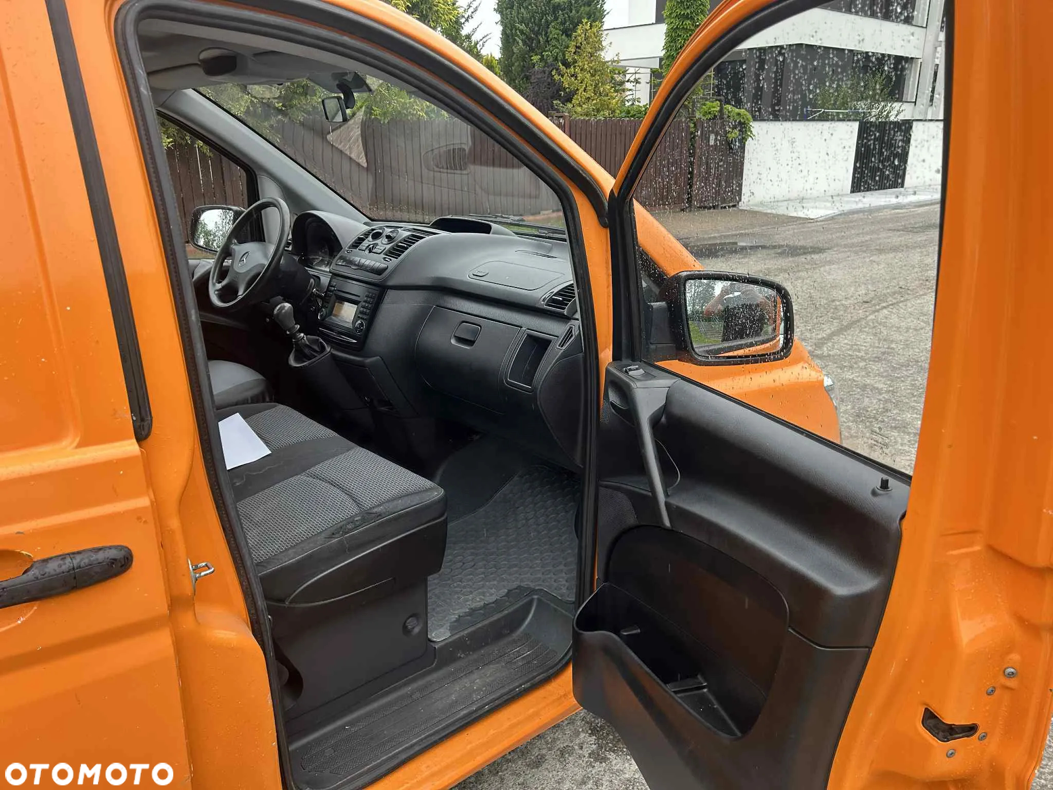 Mercedes-Benz Vito - 24