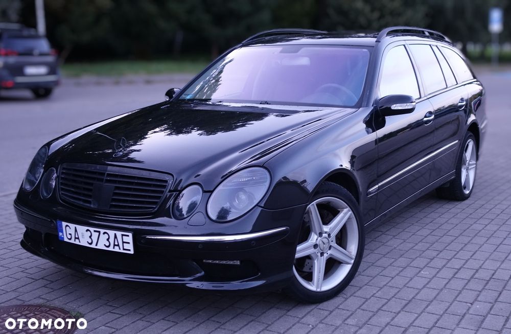 Mercedes-Benz Klasa E 500 4-Matic T Avantgarde - 1