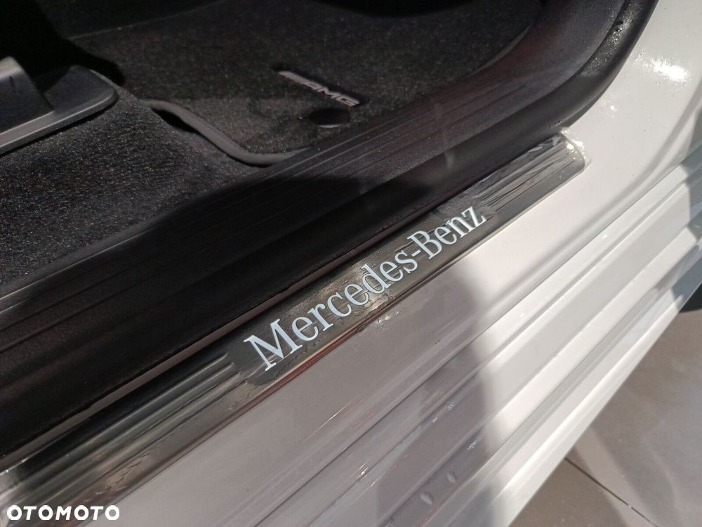 Mercedes-Benz GLE - 24