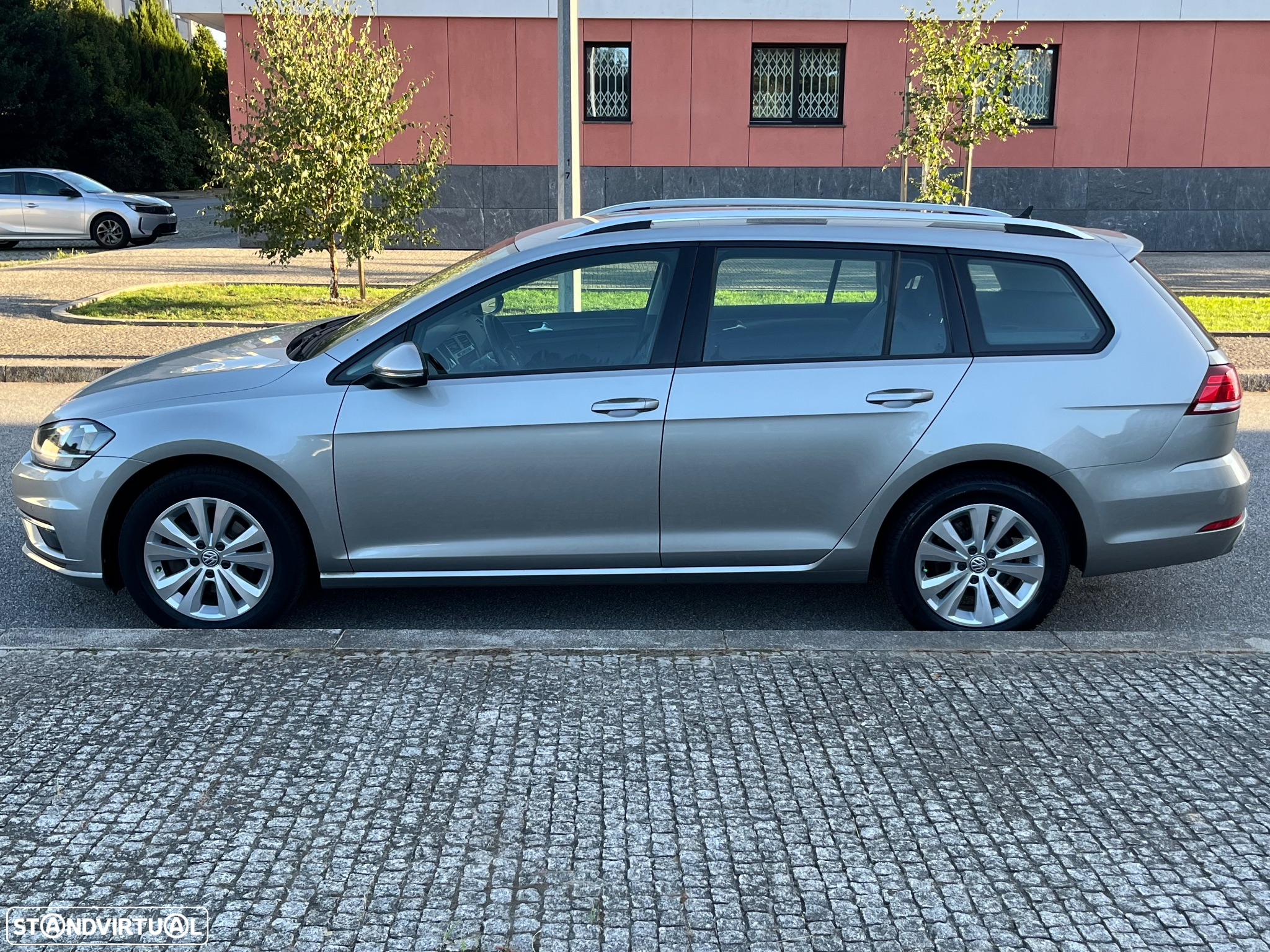 VW Golf Variant 1.0 TSI Confortline - 6