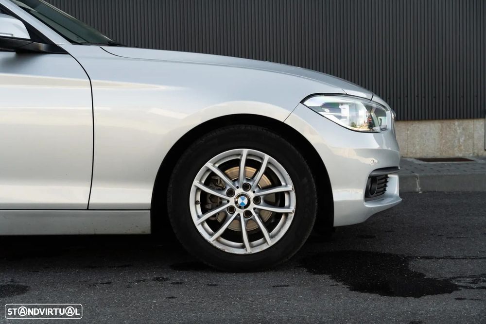 BMW 116 d Line Sport - 32