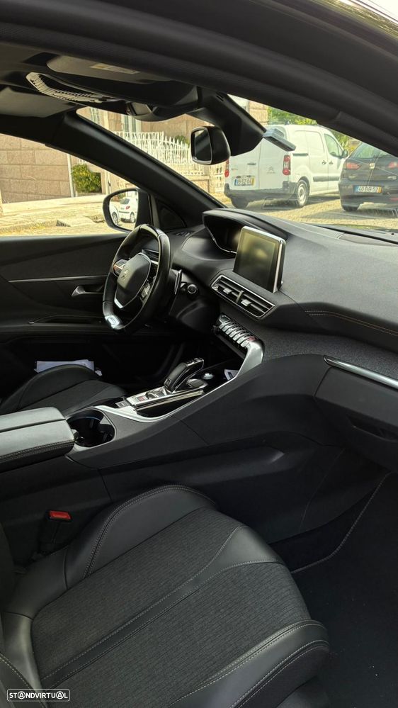 Peugeot 3008 PureTech 130 Stop & Start GPF EAT8 GT - 8