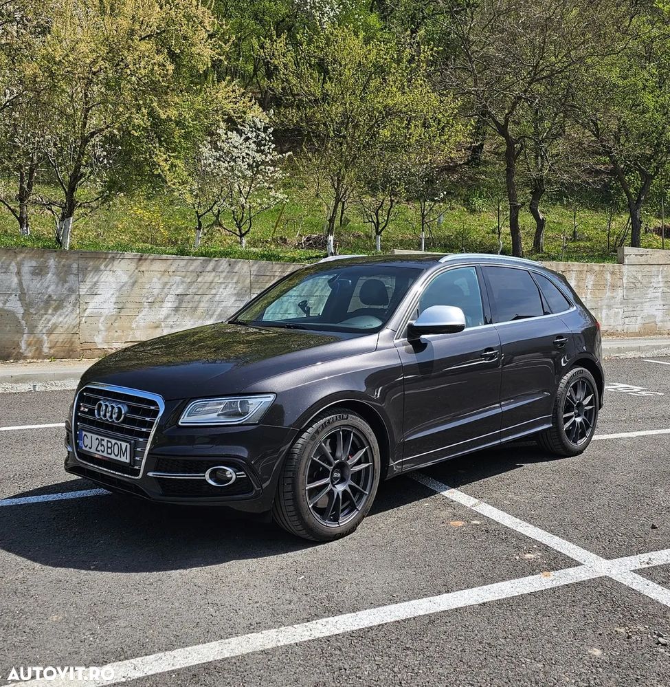 Audi SQ5 - 2