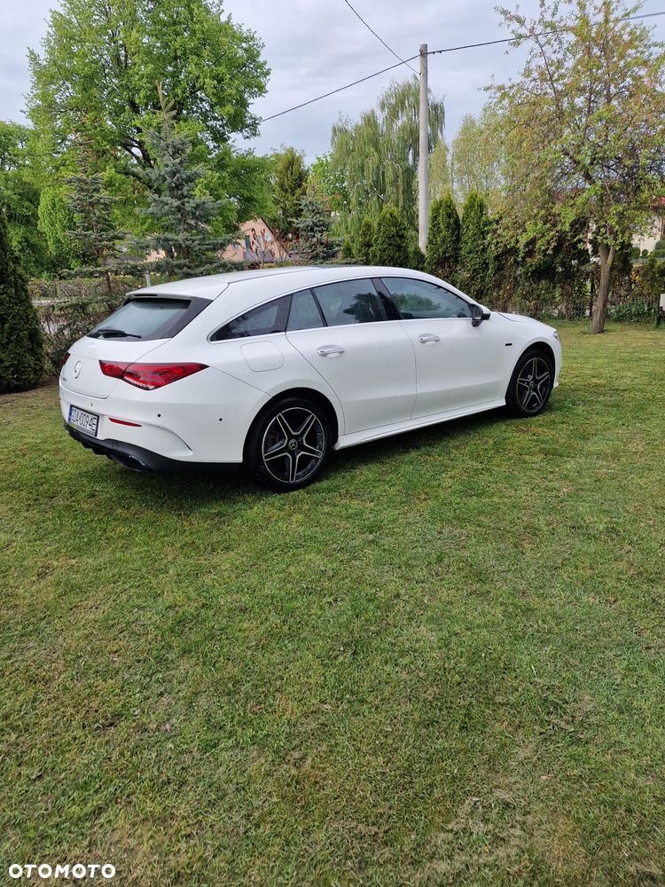 Mercedes-Benz CLA 250 E 8G-DCT - 10
