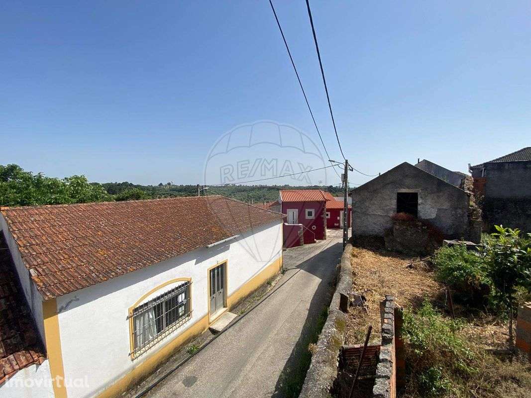 Moradia T2 para venda - Grande imagem: 3/48