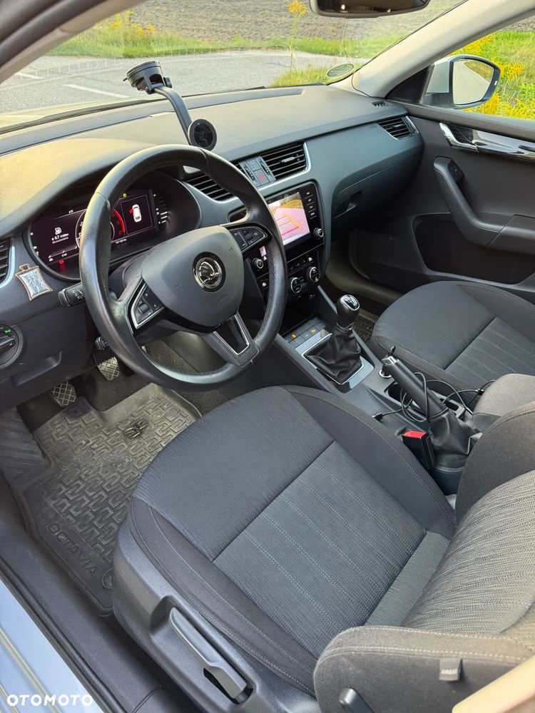 Skoda Octavia 2.0 TDI SCR Style - 10